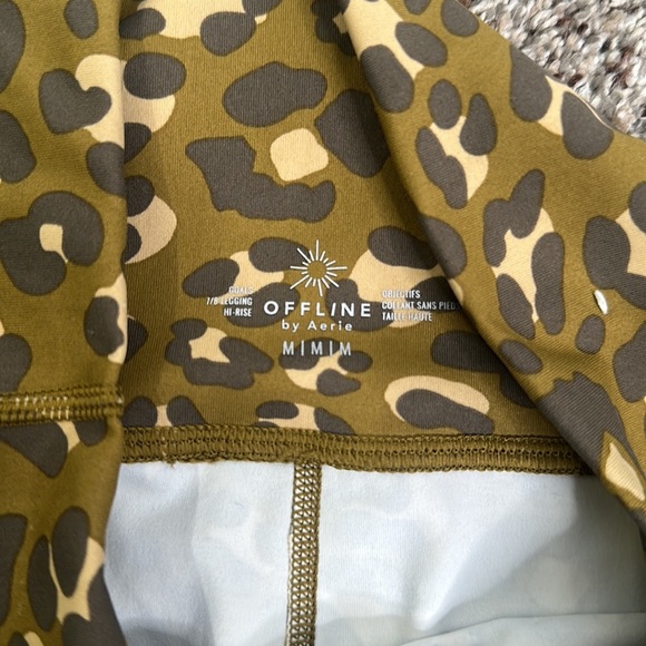 Off line leopard print leggings size medium - Picture 6 of 8